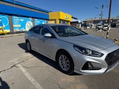 Photo of the vehicle Hyundai Sonata