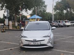 Сүрөт унаа Toyota Prius