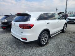 Photo of the vehicle Kia Sorento