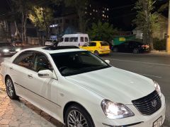 Фото авто Toyota Crown Majesta