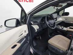 Фото авто Toyota Sienna