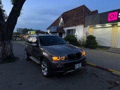 Photo of the vehicle BMW X5