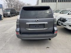 Photo of the vehicle Lexus GX