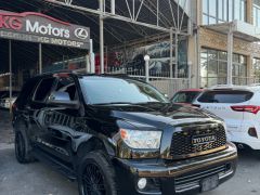 Сүрөт унаа Toyota Sequoia