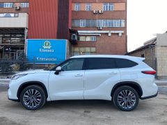 Сүрөт унаа Toyota Highlander