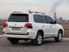 Сүрөт Toyota Land Cruiser  2012