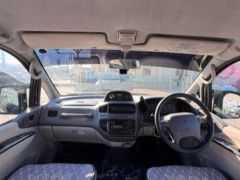 Сүрөт унаа Mitsubishi Delica