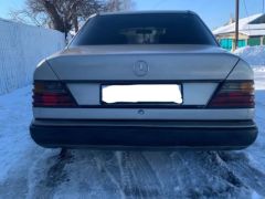 Photo of the vehicle Mercedes-Benz W124