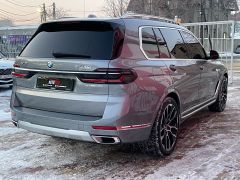 Photo of the vehicle BMW X7