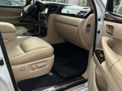 Сүрөт унаа Lexus LX