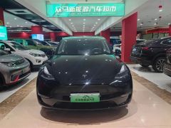 Фото авто Tesla Model Y