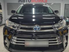 Photo of the vehicle Toyota Highlander