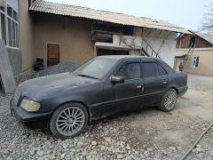 Фото авто Mercedes-Benz C-Класс