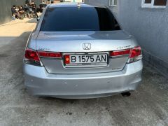 Фото авто Honda Accord