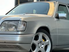 Сүрөт унаа Mercedes-Benz W124