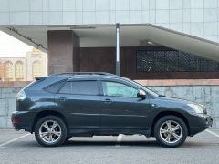 Photo of the vehicle Lexus RX