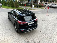 Сүрөт унаа Toyota RAV4