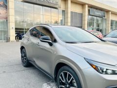 Photo of the vehicle Lexus NX