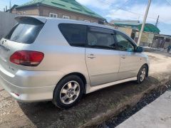 Фото авто Toyota Ipsum