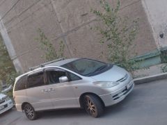 Photo of the vehicle Toyota Estima