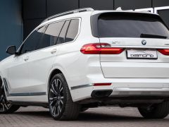 Фото авто BMW X7