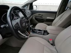 Photo of the vehicle Kia Carnival