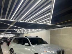 Фото авто BMW X7