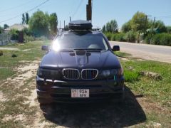 Photo of the vehicle BMW X5