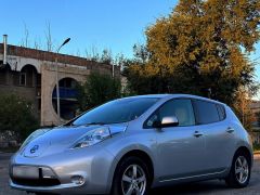 Сүрөт унаа Nissan Leaf