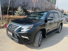 Photo of the vehicle Lexus GX