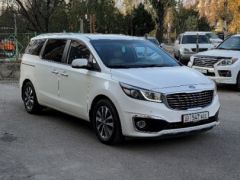 Фото авто Kia Carnival