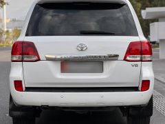 Photo of the vehicle Toyota Land Cruiser