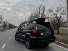 Photo of the vehicle Lexus GX