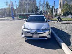 Фото авто Toyota Prius