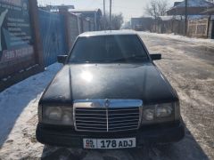 Фото авто Mercedes-Benz W124