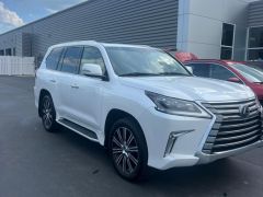 Сүрөт унаа Lexus LX