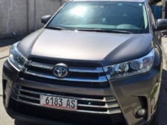 Сүрөт унаа Toyota Highlander