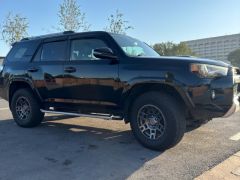 Photo of the vehicle Toyota 4Runner