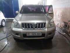 Сүрөт унаа Toyota Land Cruiser Prado