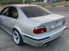 Фото авто BMW 5 серии