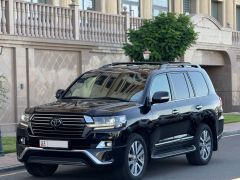 Сүрөт унаа Toyota Land Cruiser