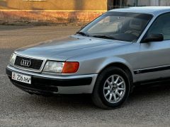 Photo of the vehicle Audi 100