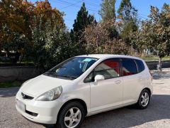 Photo of the vehicle Honda Fit