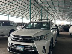 Сүрөт унаа Toyota Highlander