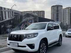 Photo of the vehicle Toyota Land Cruiser Prado