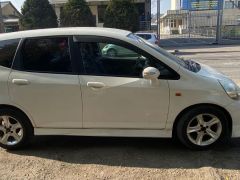 Photo of the vehicle Honda Fit