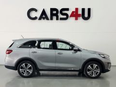 Сүрөт унаа Kia Sorento