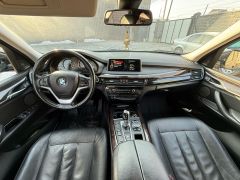 Photo of the vehicle BMW X5