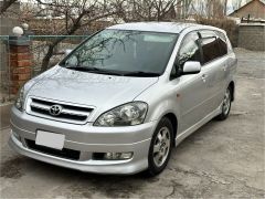 Фото авто Toyota Ipsum