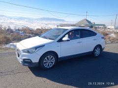 Фото авто Hyundai Solaris